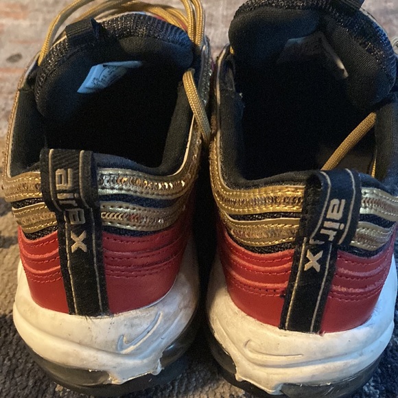 RED BLACK AND GOLD NIKES - Picture 3 of 6